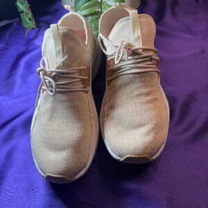 NWOT 📌 Skechers Beige/ Gold  Air Cooled Memory Foam Lace Up Athletic Gym Shoe